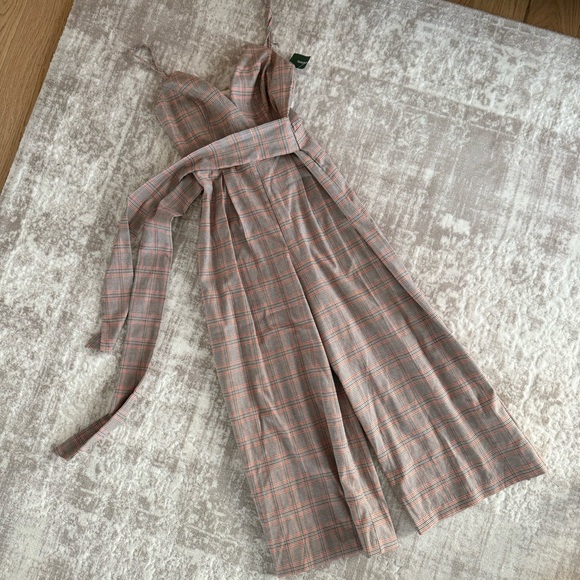 NEW Tan, Cream and Orange Plaid Jumpsuit - Picture 3 of 12